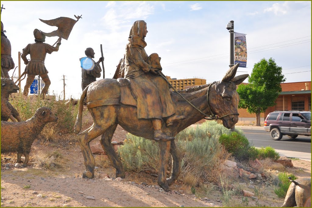 Bronze Sculptures closed to the Museum for Art and History by roadrunner48