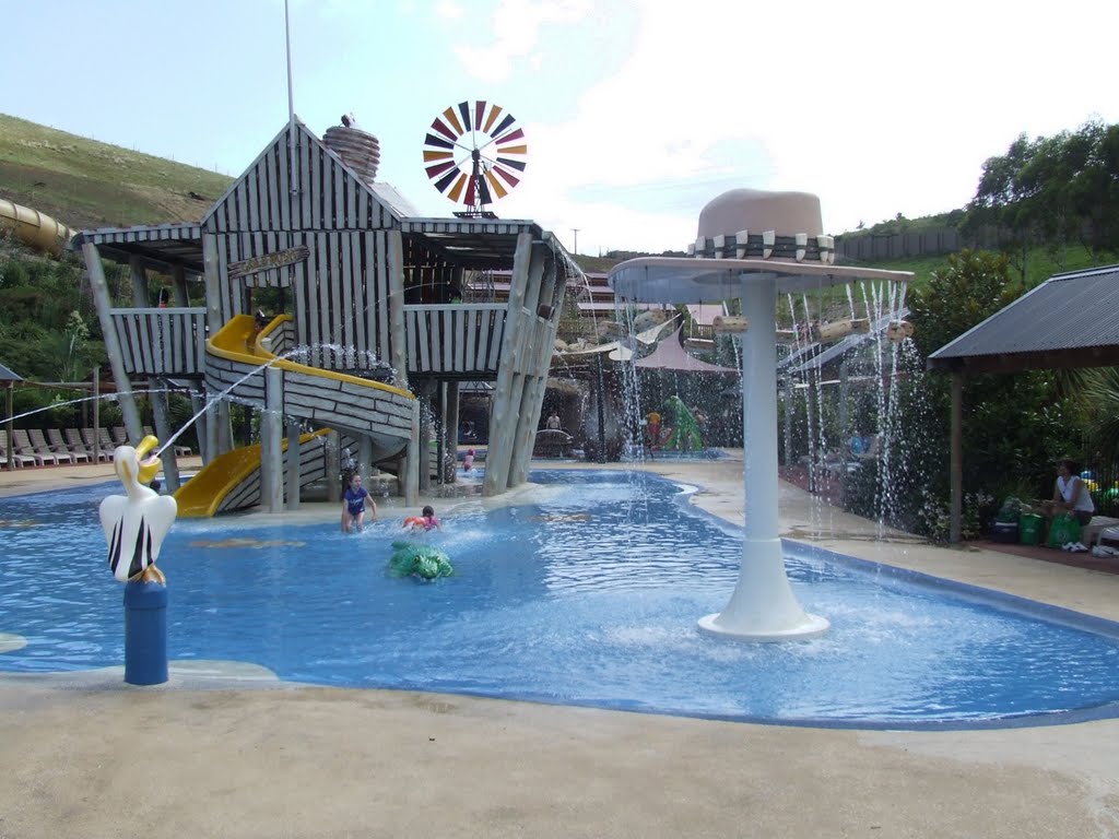 The Gold Rush Kids area at Jamberoo Park by Alan Farlow