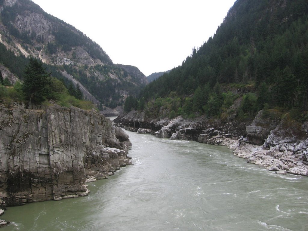 Frazer River Below Hell's Gate by Alex Lashkov