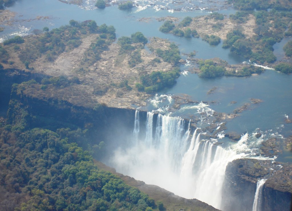 Vic Falls from air by Johan Nel