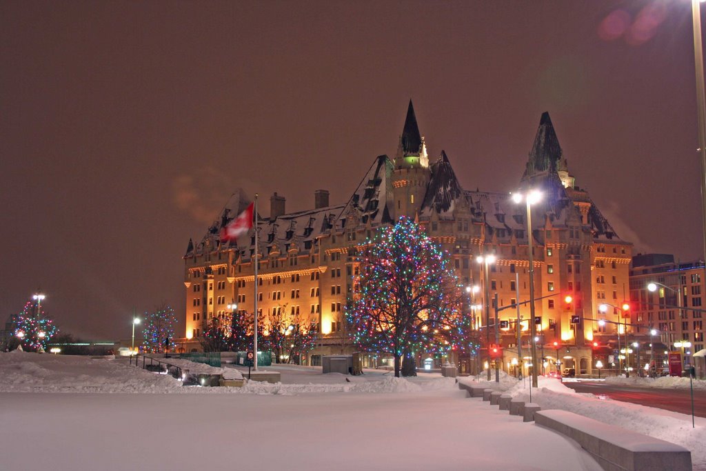 Chateau Laurier by Frank Schilder