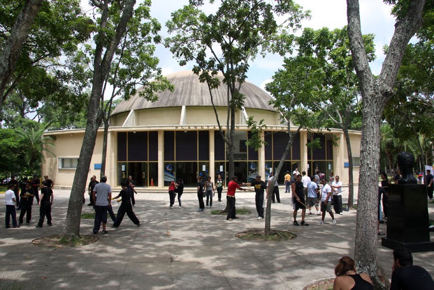 Parque Miranda: Planetarium by Enrique Braña