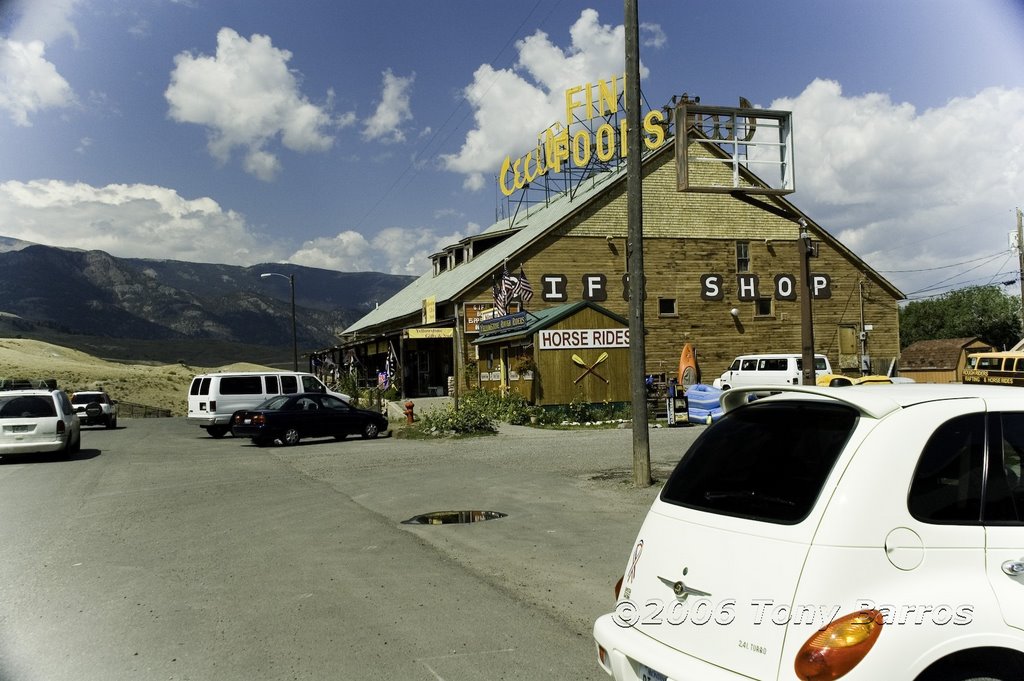 Gardiner Montana by tbarros