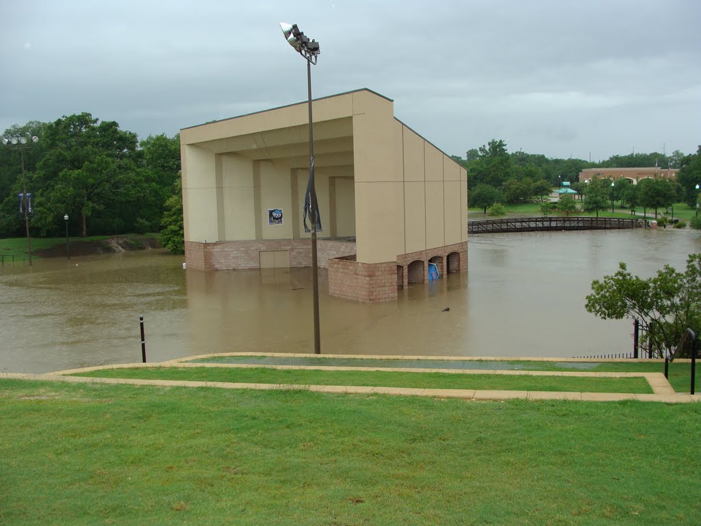 Wolf Pen Creek Park Flooding 6/09/2010 by P.A. Ireland