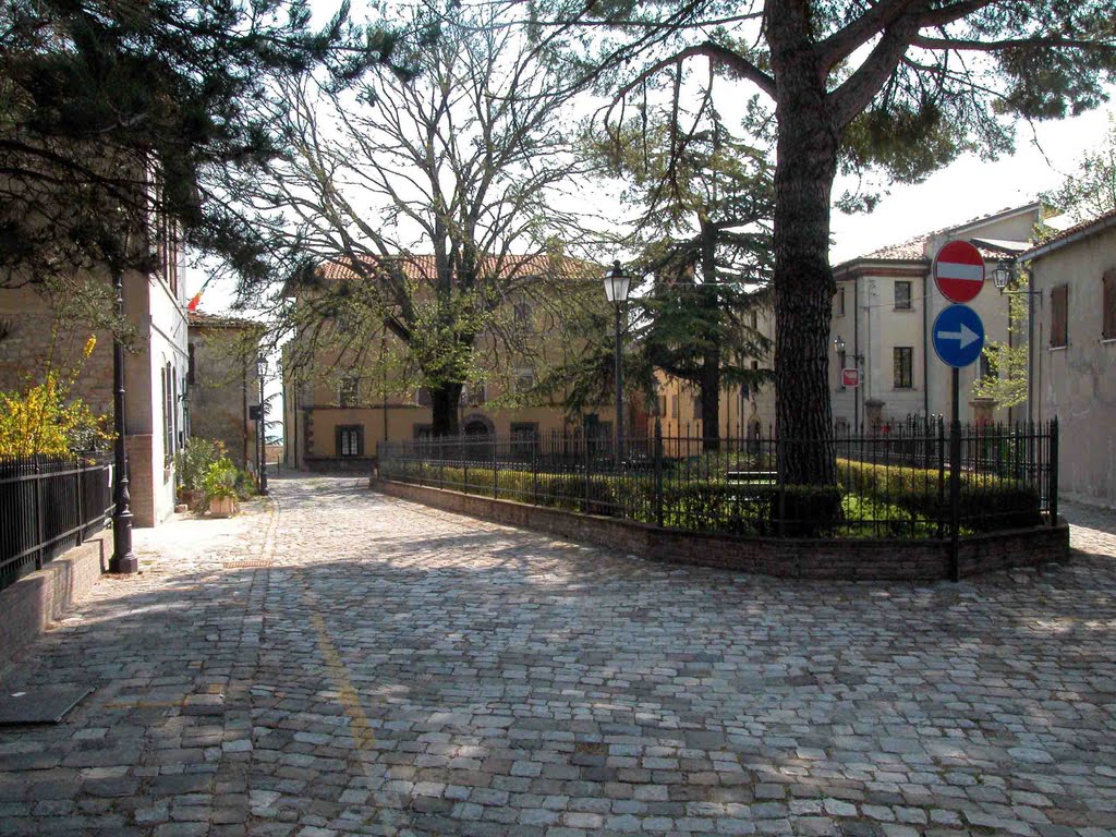 Piazza Malatesta by aldobi