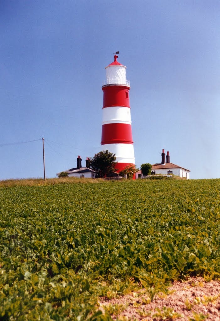 Happisburgh lighthouse by Peter Gooding