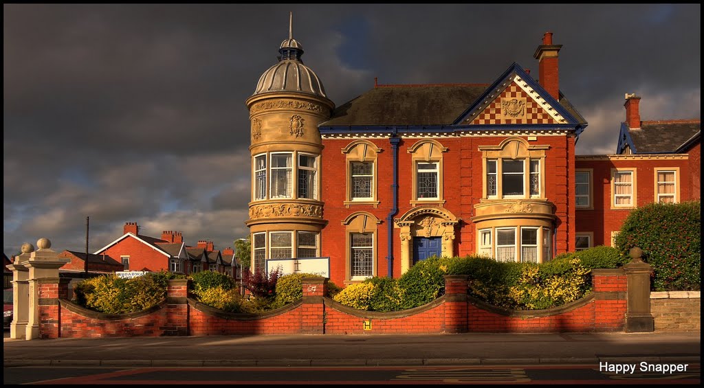 Arnold School (I think) by Happy Snapper