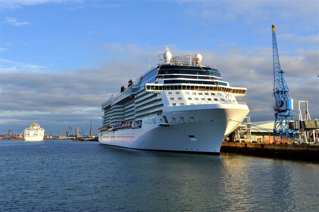 Eclipse with Oceana in background Wharf 101 by Nick Weall