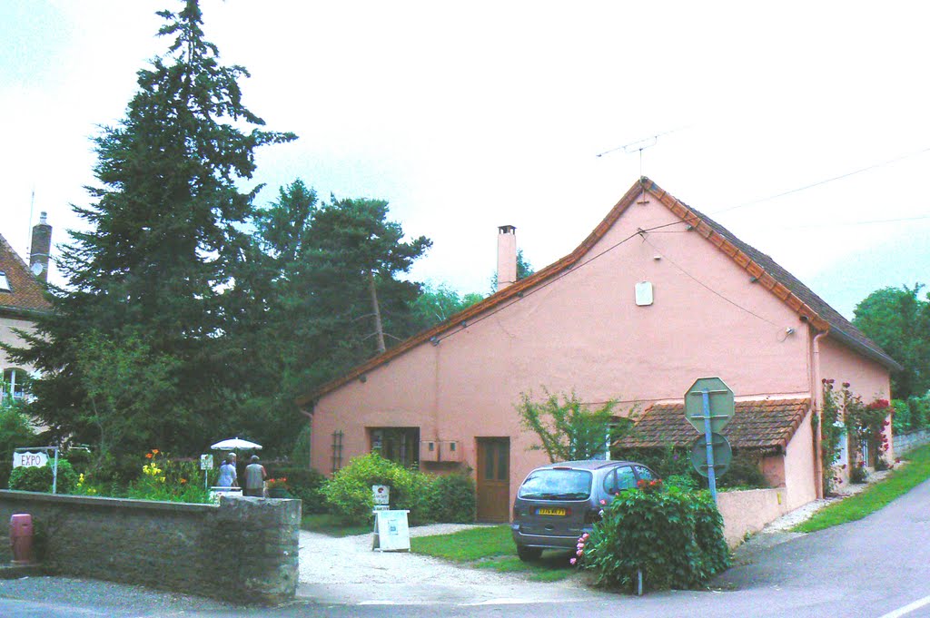 Galerie "L'atelier du port" à Branges by Alain TREBOZ