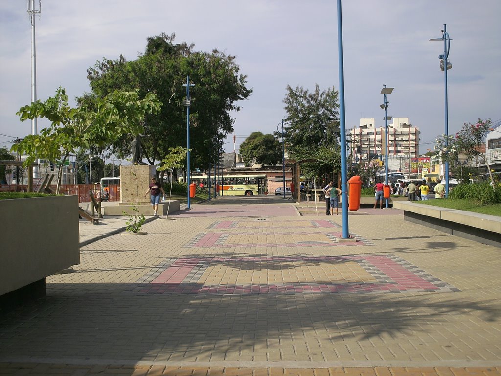 Pça da Liberdade - Nova Cidade - São Gonçalo - RJ - Brasil by Sergio S. Coutinho