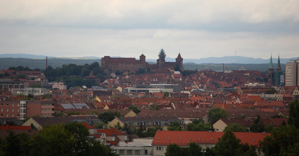 Nürnberger Burg by centipede