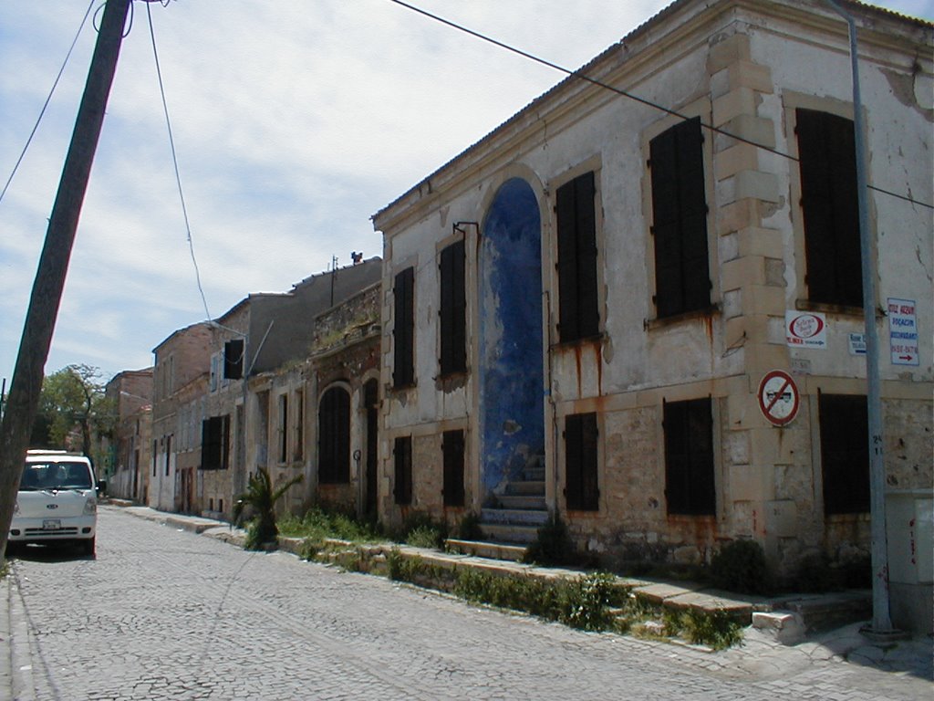 Yenifoça by Melih Gürle