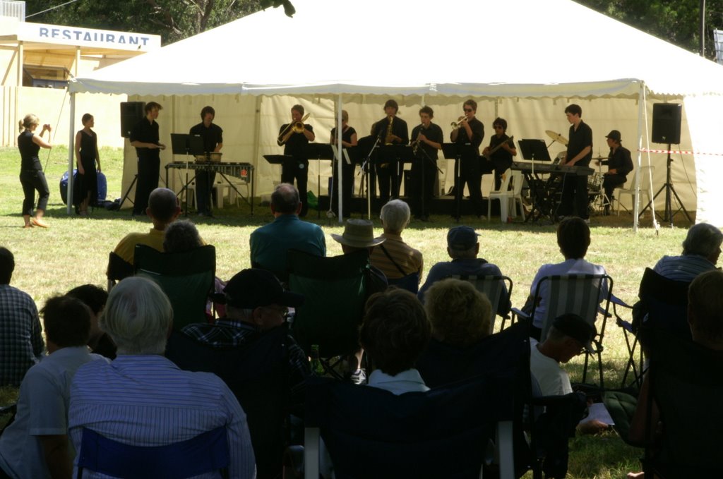 Jazz Festival Halls Gap by Ronald Weilers