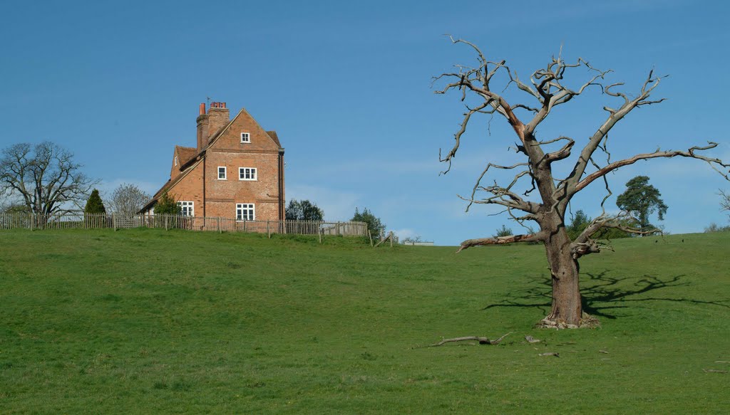 Ship Hill, Bucks by stieglitz