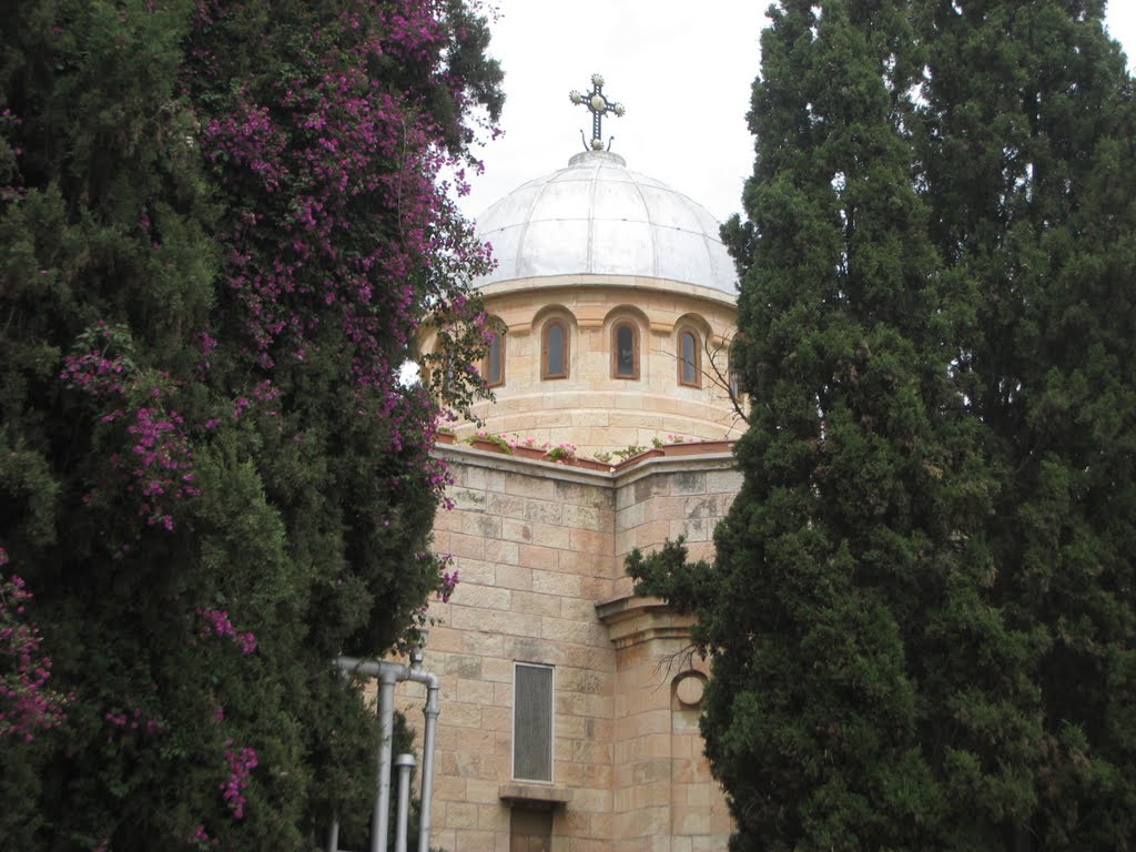 Romanian church of Jerusalem by cosheleg