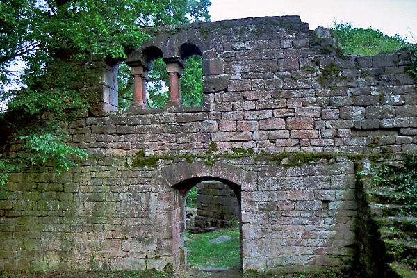 Ruine Eberbach by FrauSusen