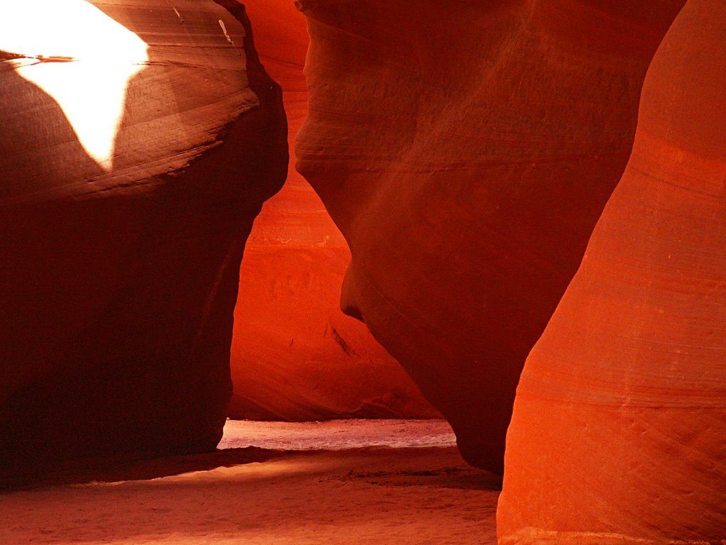 Antelope Canyon by Gähwiler Simon