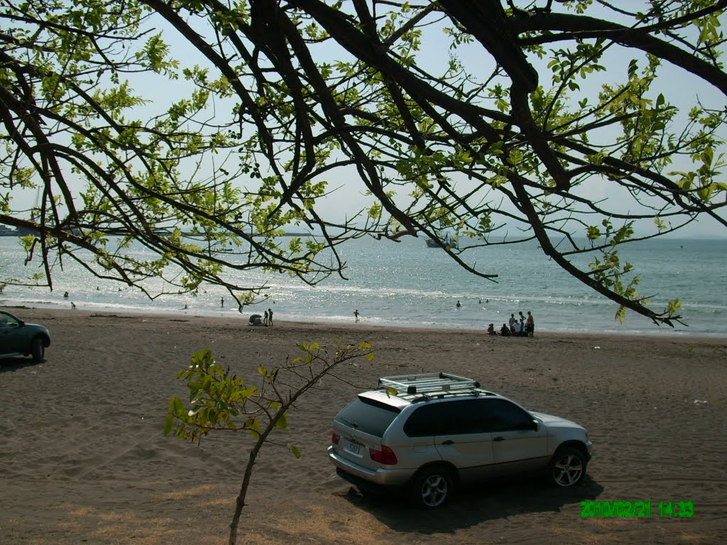 Caldera, Puntarenas by Magaly Rojas Méndez