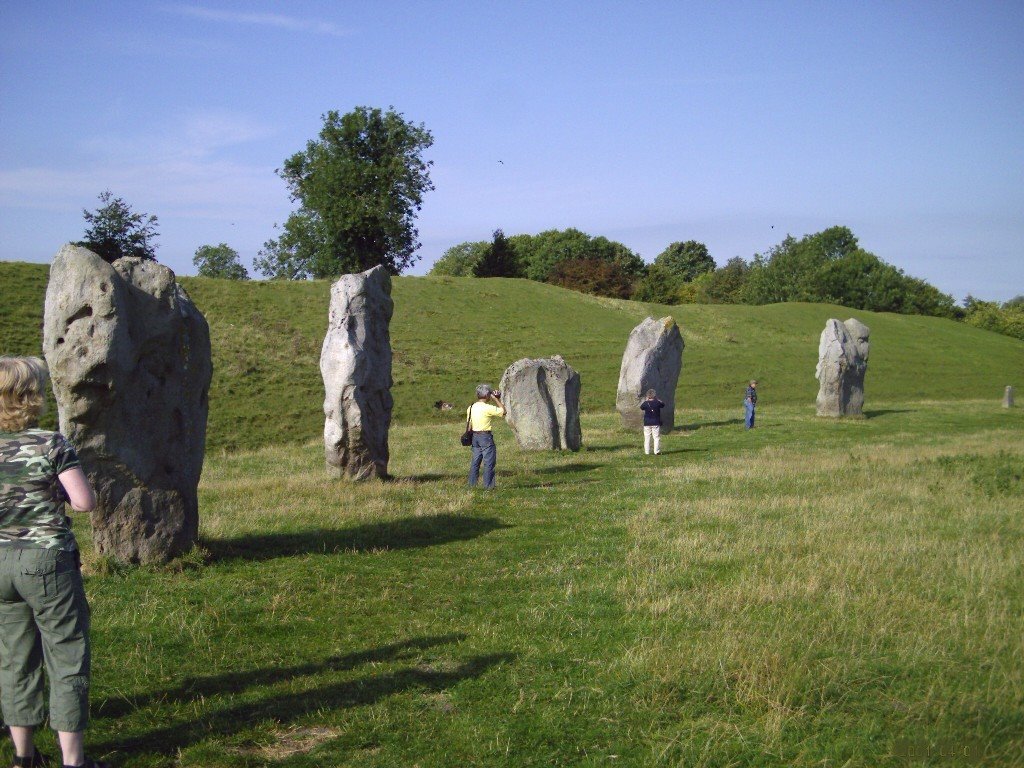 Avebury - Steinkreis by V. Kunze