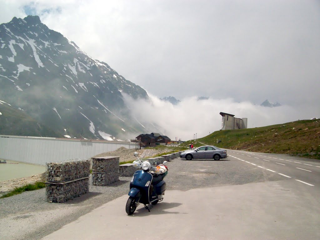 Silvretta See by Steffen Röhner