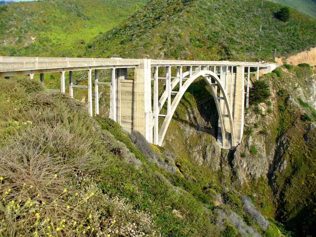 Bixby Bridge on Highway No. 1 by Martin Stehr