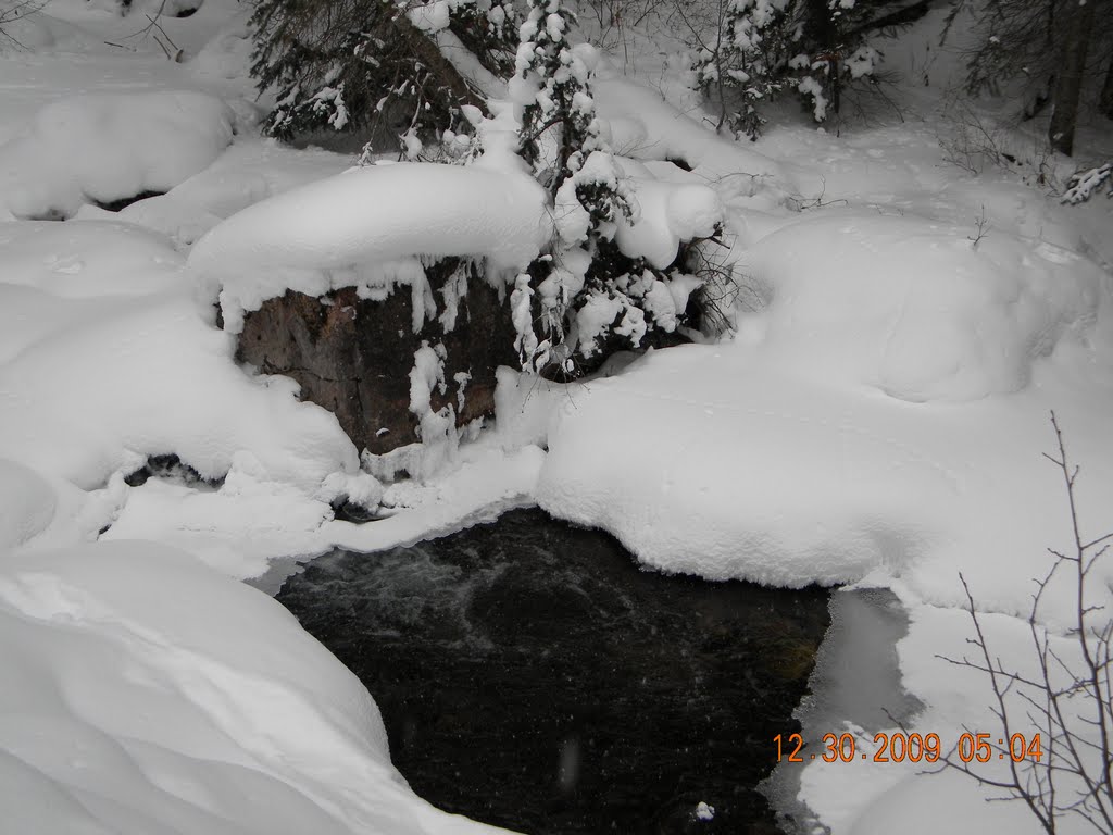 Icy Colorado River by jetersaurous