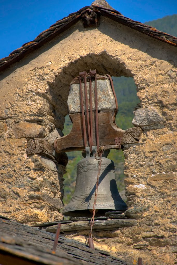 Campana de Encamp by ayorinico