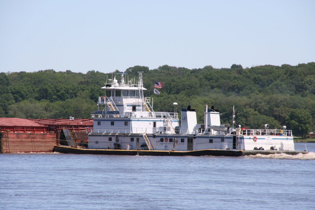 Big Tugs on the Mississippi River by a3a35919