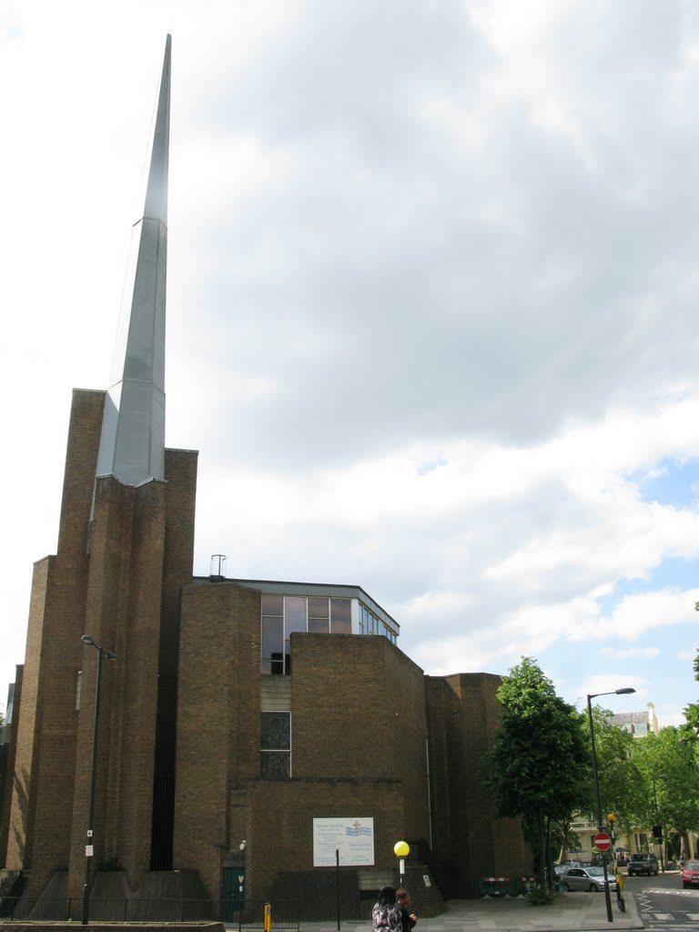 St. Saviour Church at Warwick avenue by klimajajac