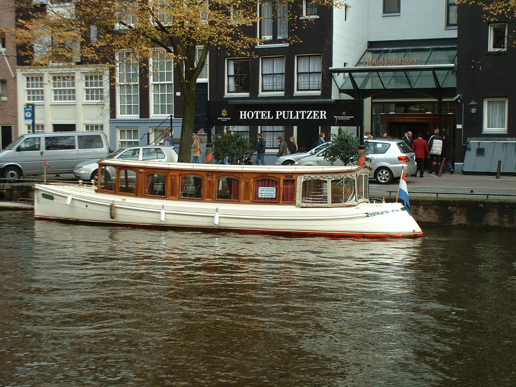 Amsterdam, The Netherlands by Lucien Kivit