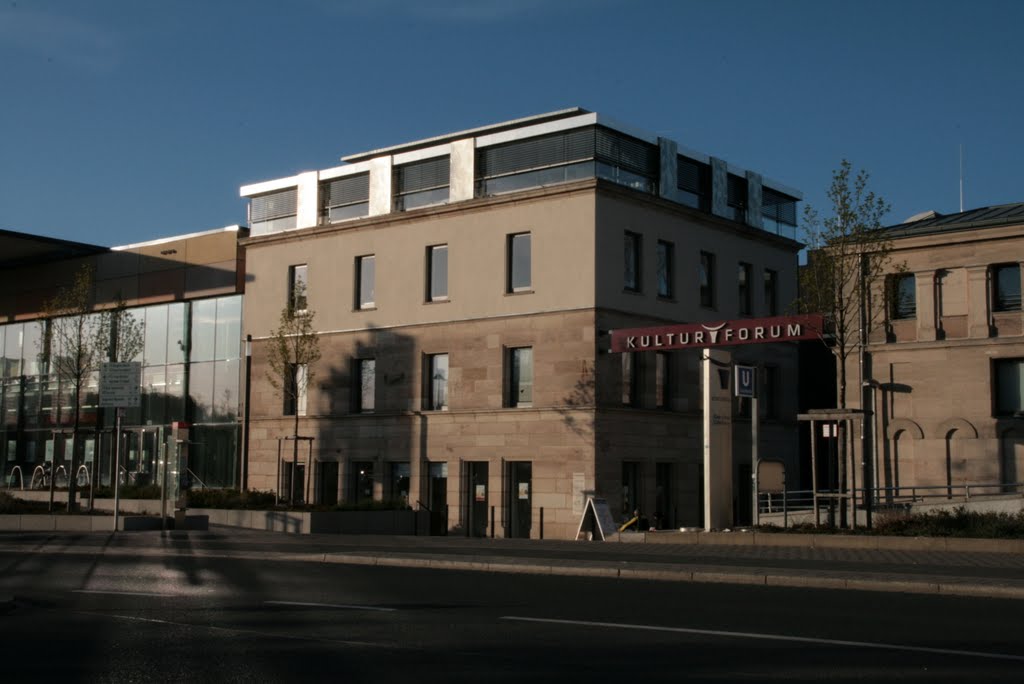 Büro- und Geschäftshaus Würzburger Straße 4 by Dürschinger Architekten