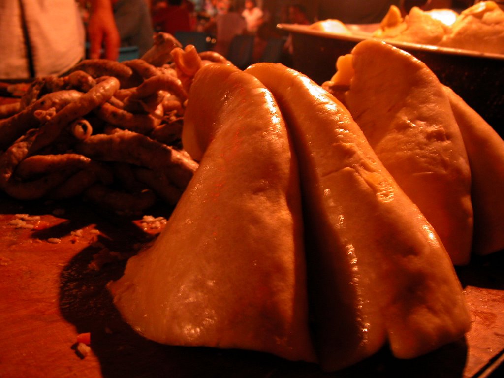 Goat lung at the night market in Turpan by Philipp Gaertner