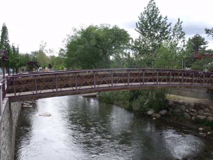 Footbridge by briantravelman