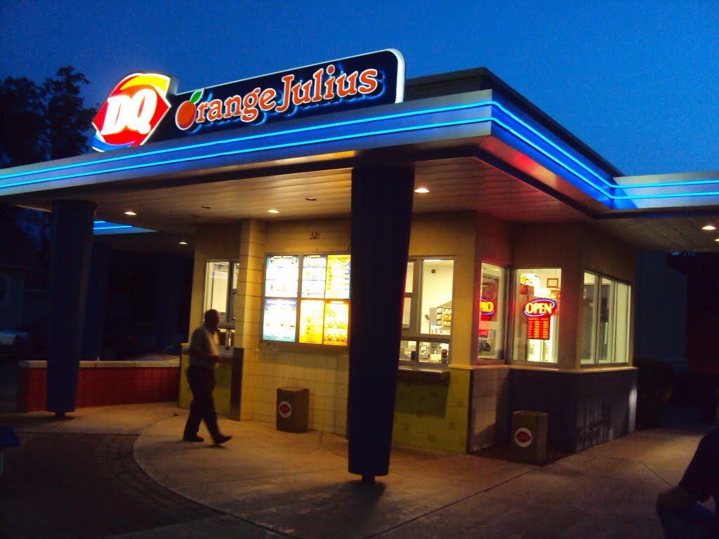 North 9th St. Dairy Queen by charles1986