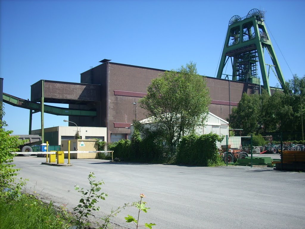 Bottrop ( Bergwerk Prosper-Haniel,Schachtanlage Franz-Haniel 1/2 ) Juni 2010 by DortmundWestfalica