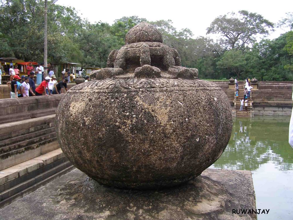 Anuradhapura, Sri Lanka by ruwanjay