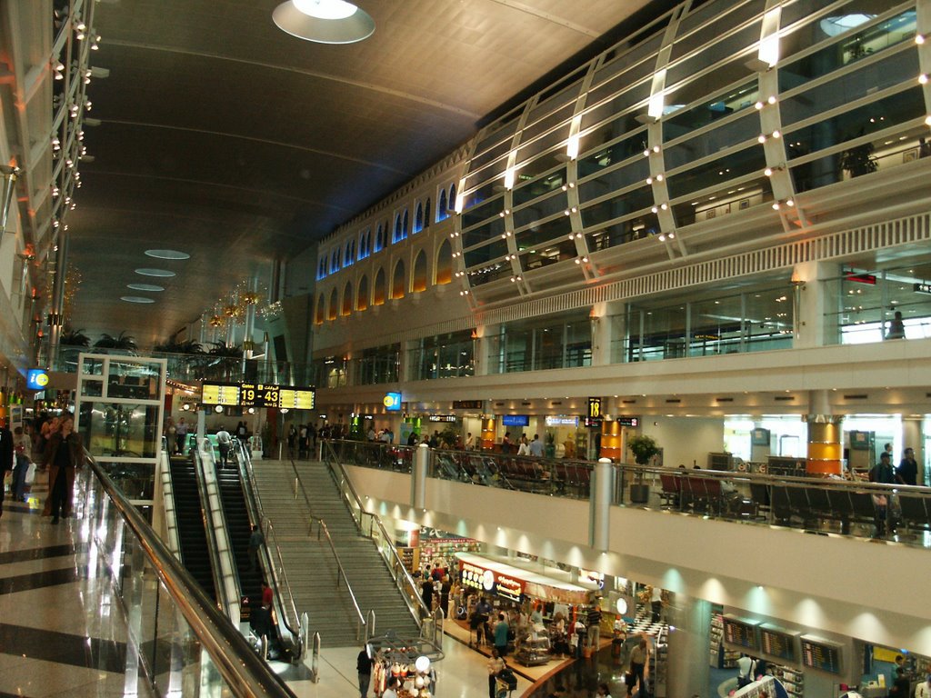 Dubai/U.A.E - Airport by Barni