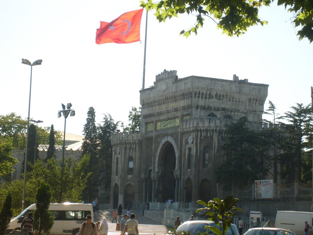 Istanbul universitesi kapali carsidan by tanguerog