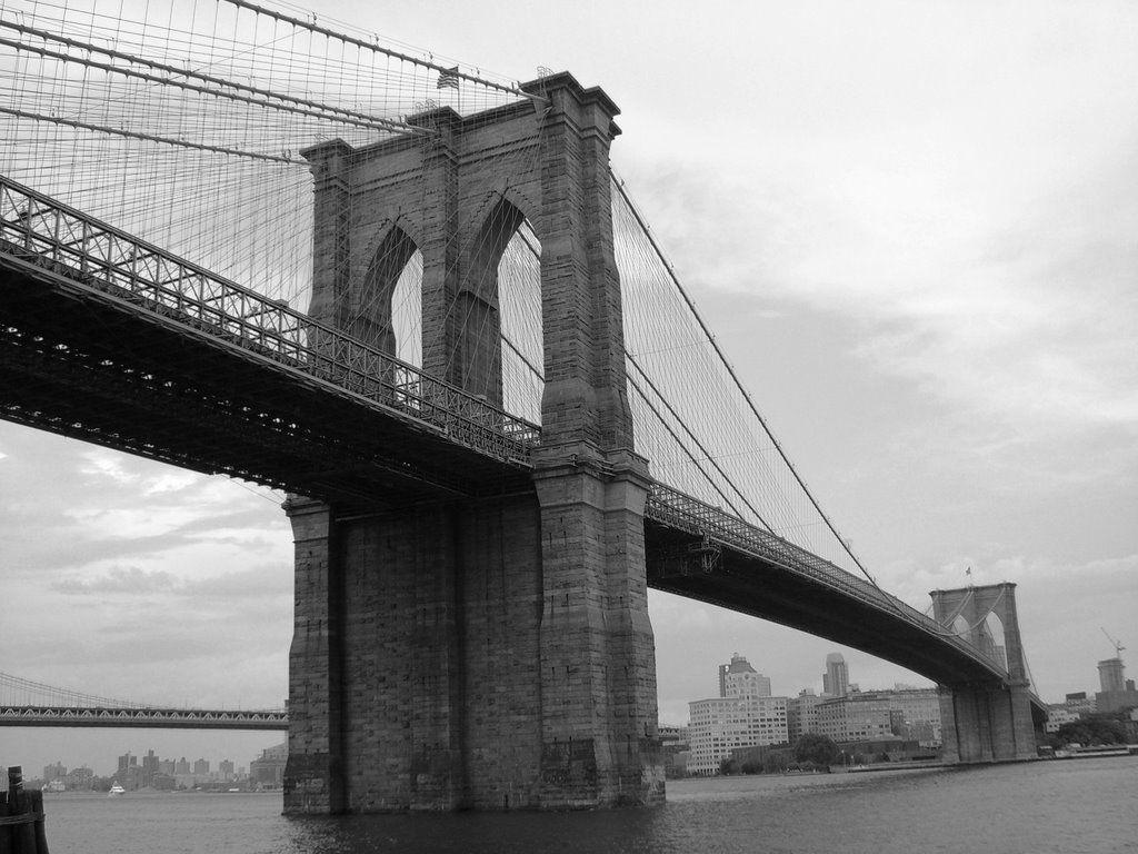 Brooklyn Bridge by gurkentrine