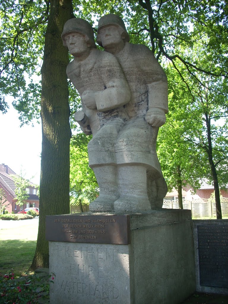 Haltern-Lippramsdorf ( Ehrenmal von 1938 ) Juni 2010 by DortmundWestfalica