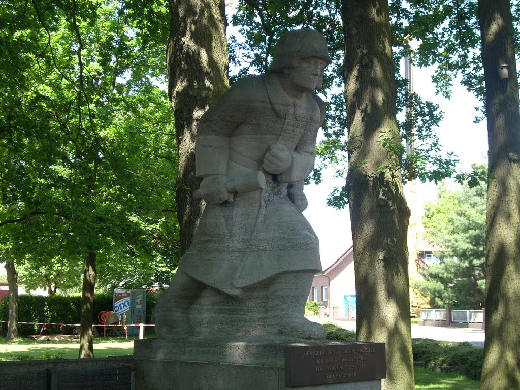 Haltern-Lippramsdorf ( Ehrenmal von 1938 ) Juni 2010 by DortmundWestfalica