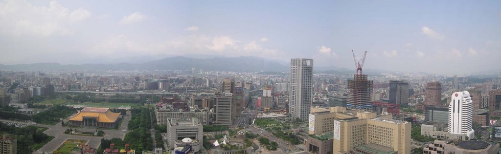 North view of Taipei world trade center. by Yang_yen