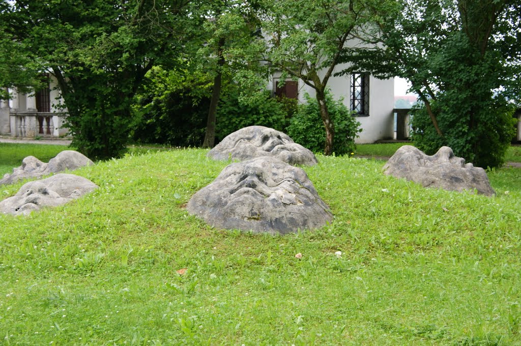 Stift Kremsmünster, vor dem Gymnasium. Warscheinlich??? "Lehrergrab". "Teachers-Grave". by gansterer