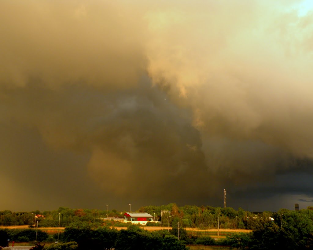 Thunder clouds in the sunset 1,.. by Spacebug