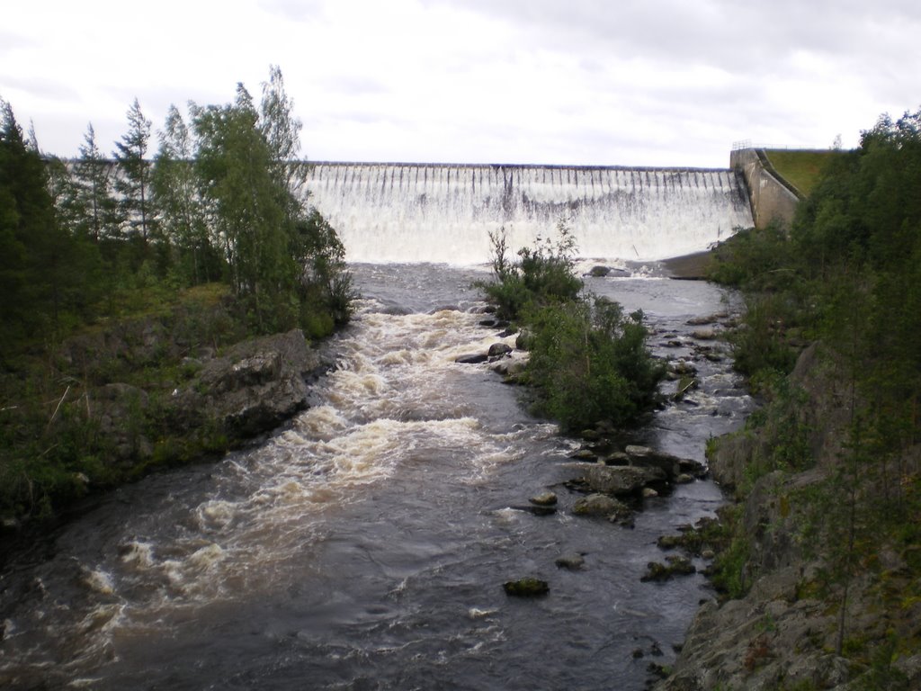 Wooden dam 1, Karelia by Victoria Khanina