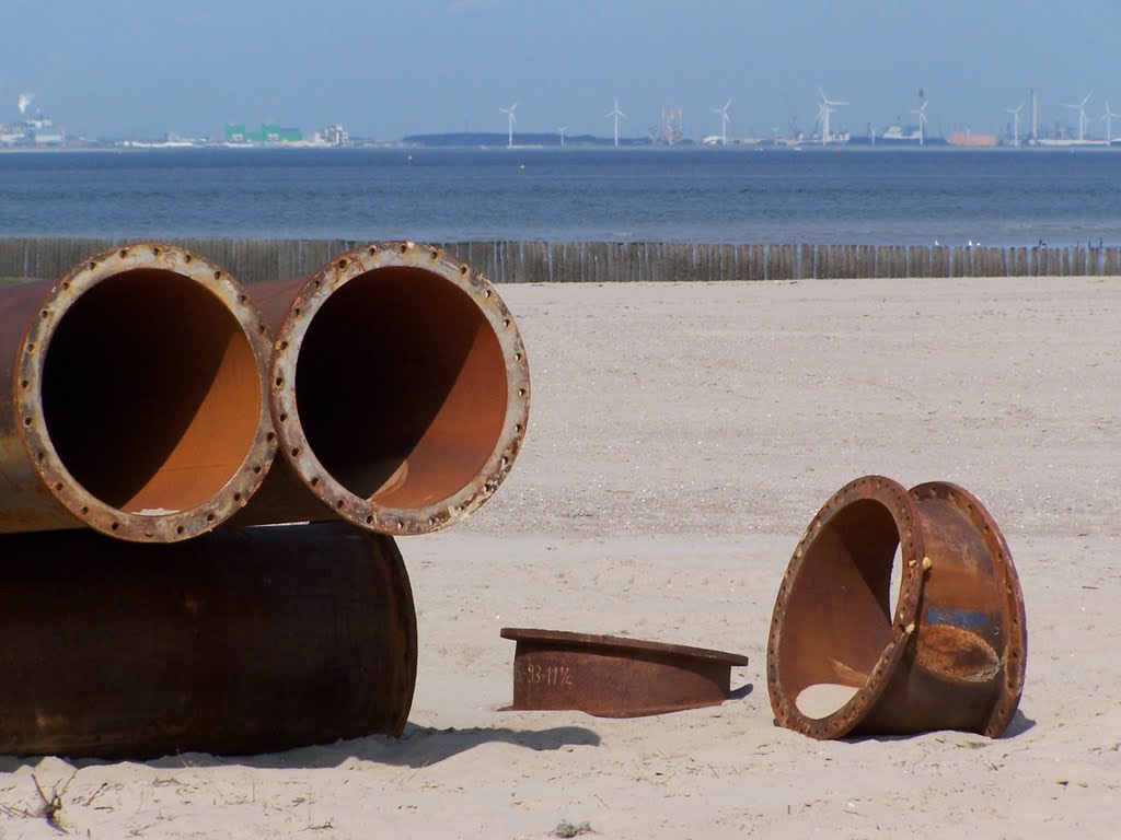 Hoop roest strand breskens by Kaleidoscoop