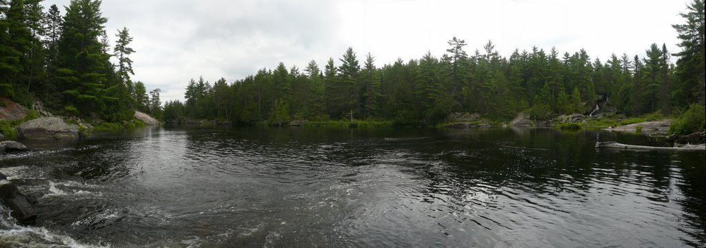 Panoramic view from the bottom of High Falls by canoetripper