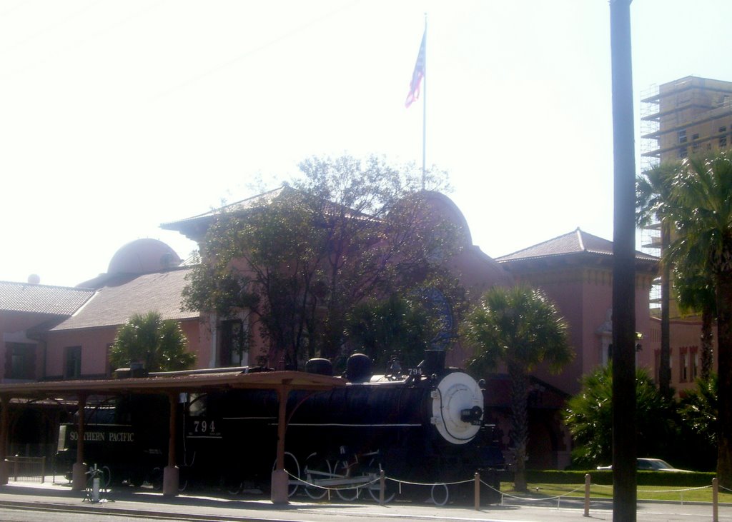 All aboard in San Antonio,Texas USA by Manuel Santiago