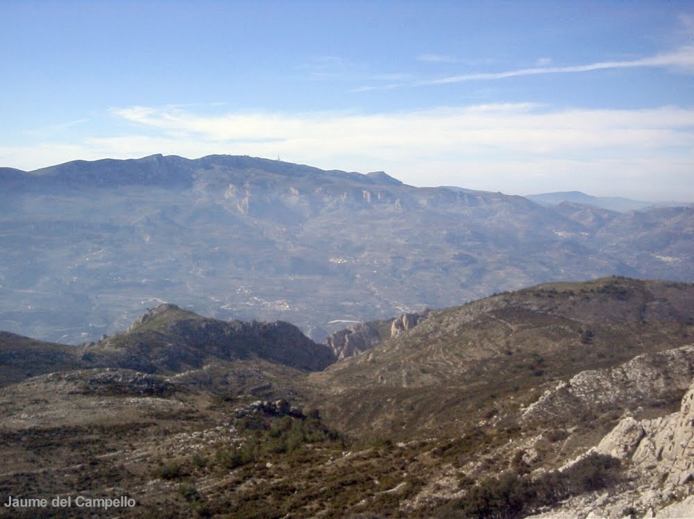 Aitana i Vall de Guadalest des del cim de la Xortà by Jaume del Campello