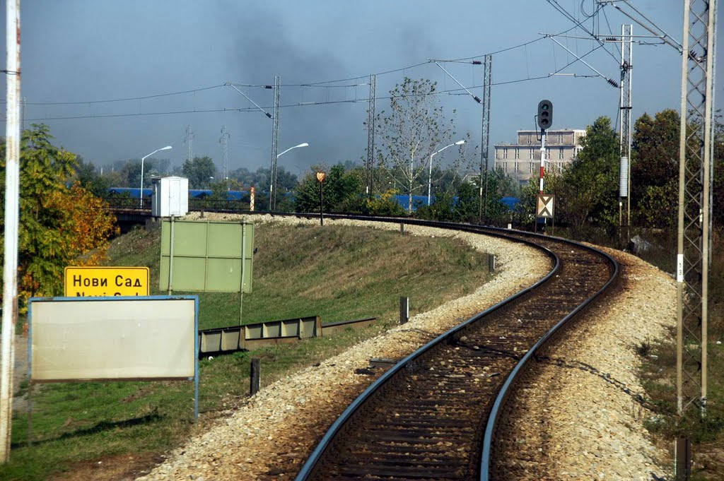 Vozom od Zemuna do Novog Sada - Pruga prema Novom Sadu by Teča sa Dunava